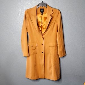Double-Breasted Trenchcoat